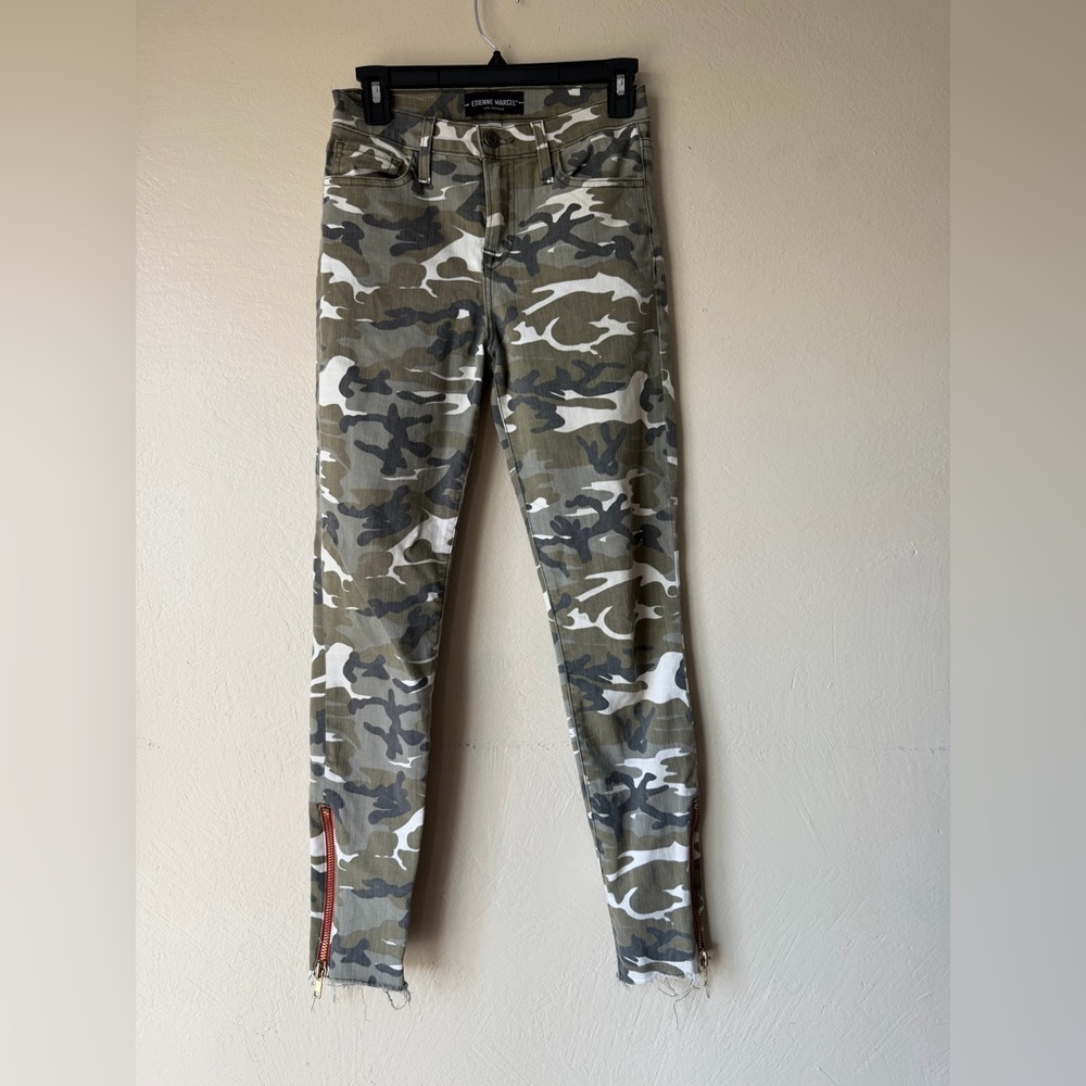 Etienne Marcel Camo Jeans zipper ankle red detail skinny size 25